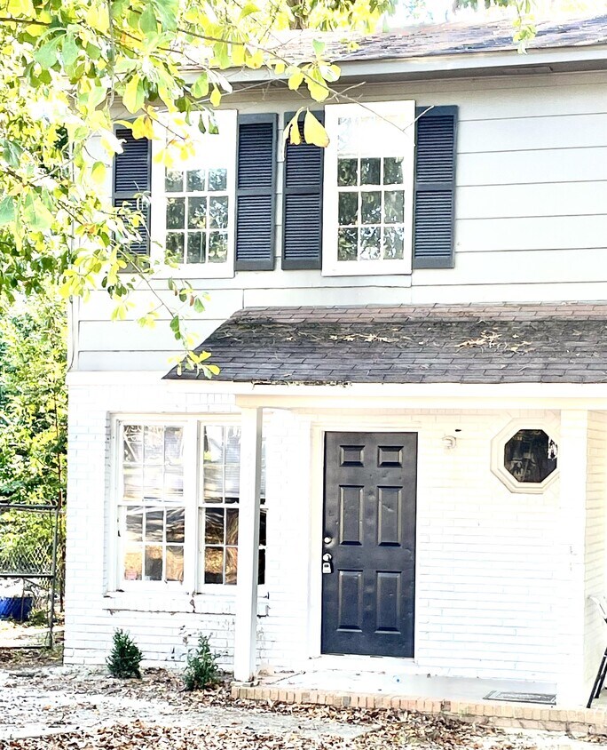 Primary Photo - 4110 Glendon Rd