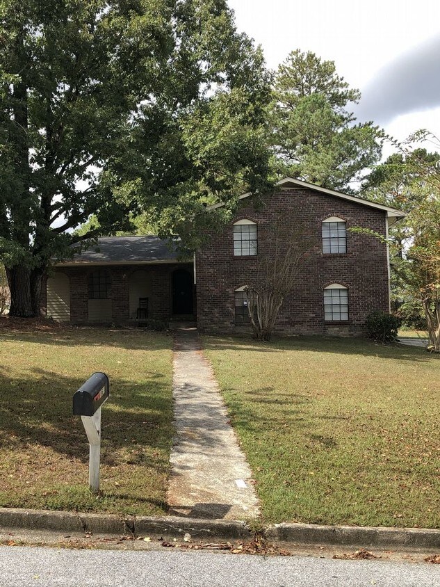 3861 Blue Granite Way, Conley, GA 30288 Room for Rent in Conley, GA