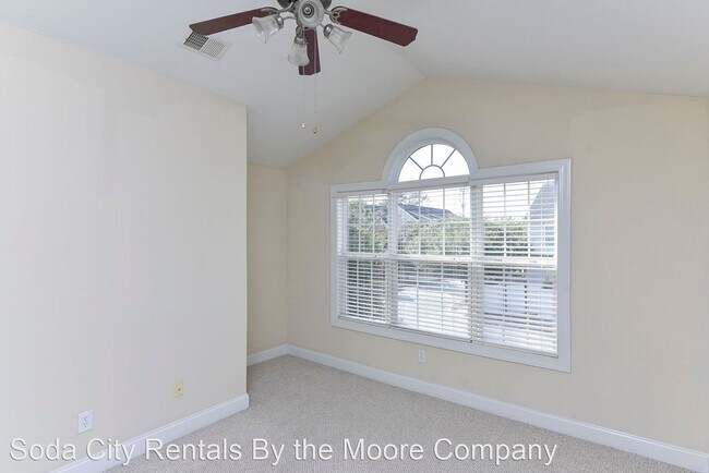 Building Photo - 3 br, 2.5 bath House - 14 Braiden Manor Road