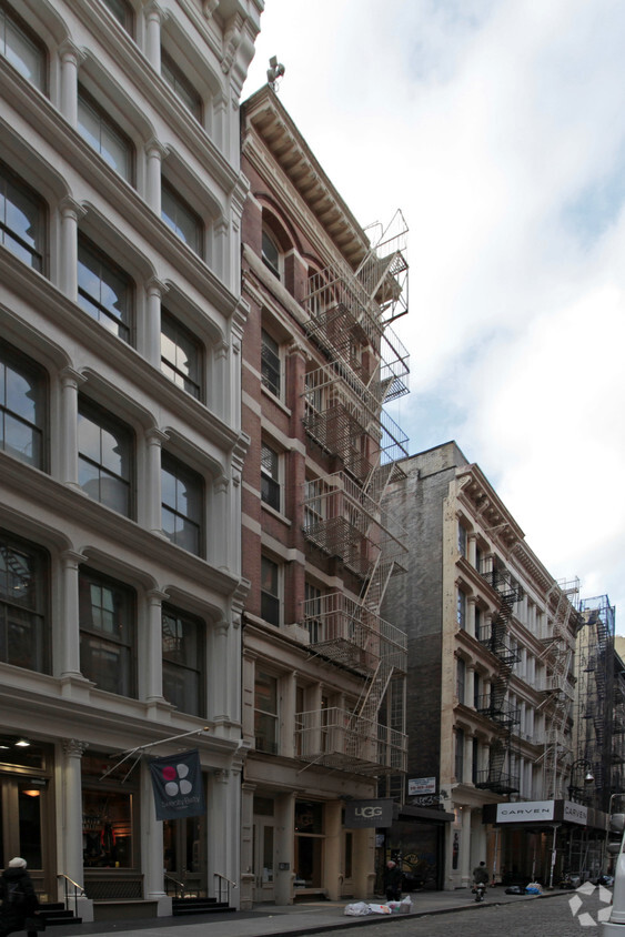 Building Photo - 71 Mercer St