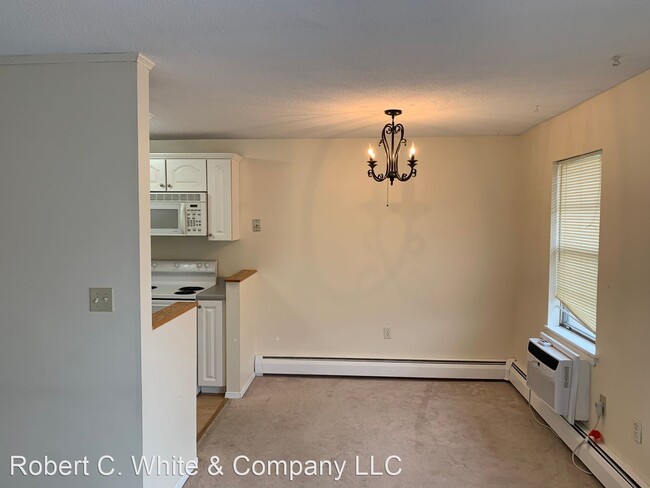 Foto del edificio - 1 br, 1 bath House - 45 Jefferson Rd #3-17