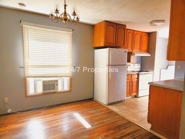 Foto del edificio - 3BD I 1BA + Bonus Room - Milwaukie, OR