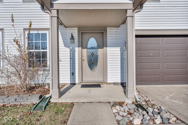 Foto del edificio - 8818 Browns Valley Ln