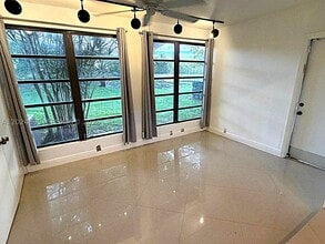 Building Photo - 6620 Tiburon Cir