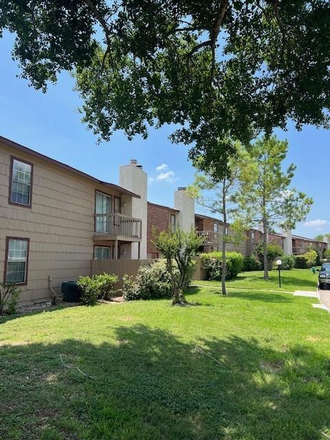 Foto del edificio - 9101 Country Creek St