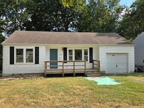 Building Photo - 506 W Catalpa St