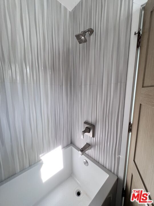 Foto del edificio - 1757 N Kingsley Dr