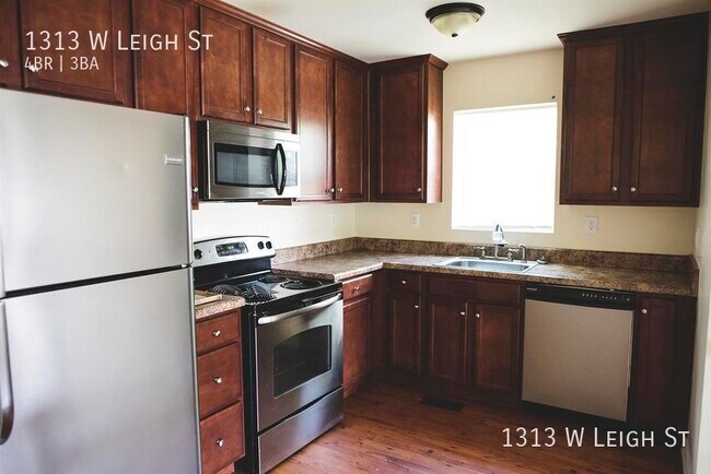 Foto del edificio - Modern 4-Bedroom Home Near VCU with Renova...