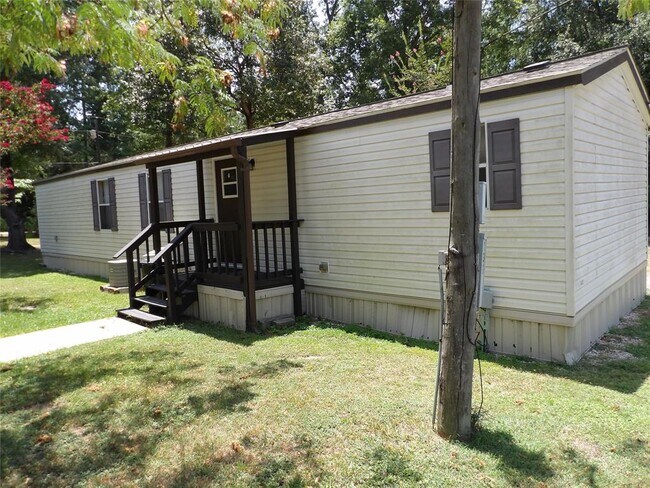 Building Photo - 131 Black Walnut