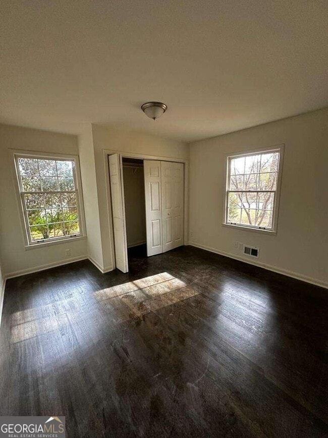 Building Photo - 791 Powers Ferry Rd