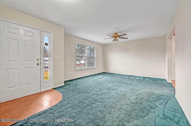 Foto del edificio - 1817 3rd Ave