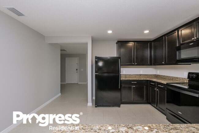Building Photo - 6760 Redbay Dr