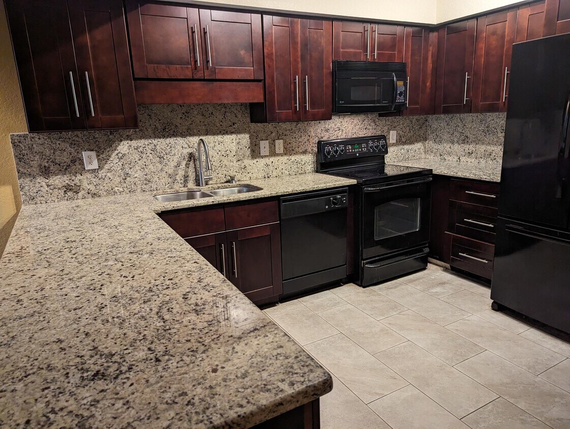 Foto principal - 2320 W Azeele St