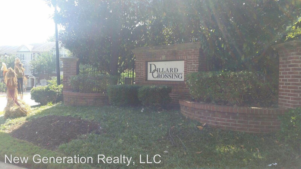 2192 Dillard Xing, Tucker, GA 30084 House for Rent in Tucker, GA