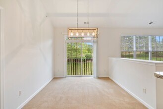 Interior Photo - Barclay Square at Princeton Forrestal