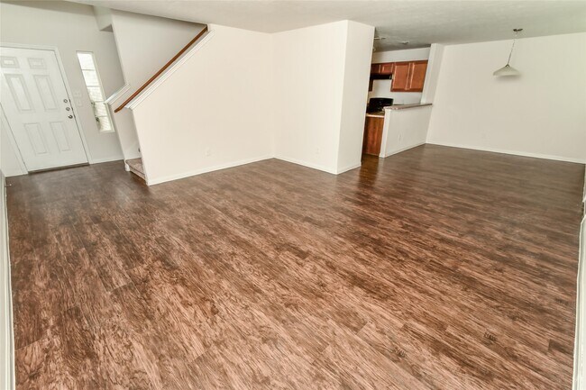 Foto del edificio - 21206 Normand Meadows Ln
