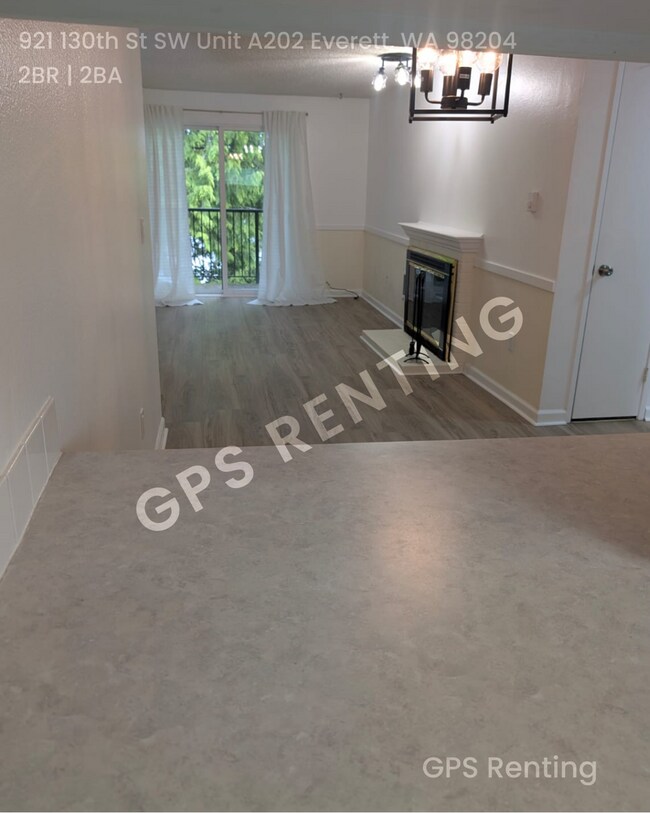 Foto del edificio - 921 130th St SW