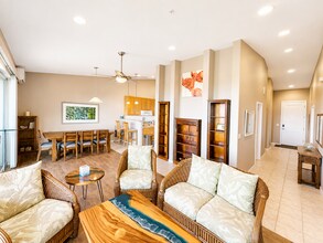 Building Photo - 75-346-346 Hualalai Rd