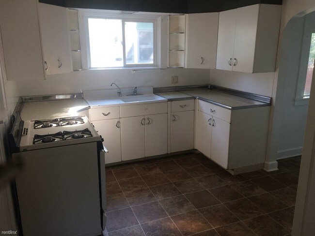 Foto del edificio - 322 E Greenlawn Ave