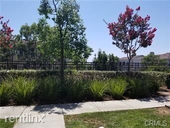 Foto principal - 3 br, 2 bath Condo - 1118 Elfstrom Dr