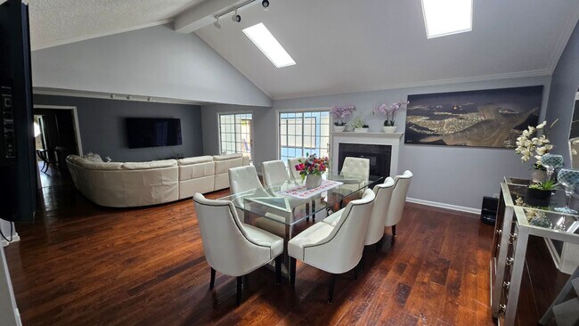Building Photo - Multi Acreage Property in the Mandarin Section of Jacksonville