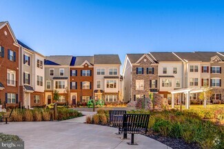 Building Photo - 841 Sawback Sq NE