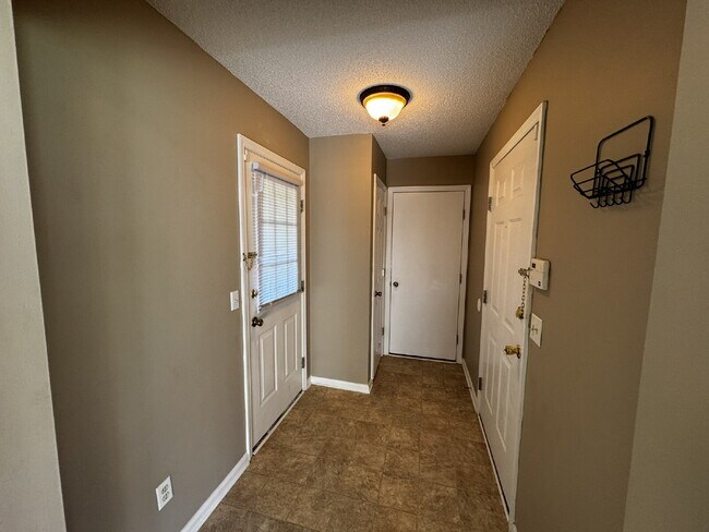 Foto del edificio - Home for Rent