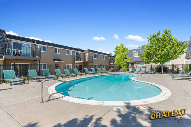 Chateau Too Apartments - Apartments in Colorado Springs, CO ...