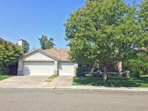 Building Photo - 9282 Monmouth Ct
