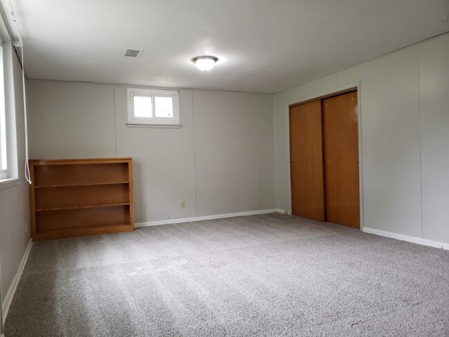 Building Photo - 9701 Kessler St