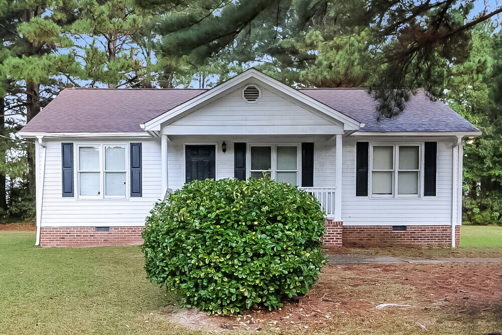 Primary Photo - 21 Aspen Dr
