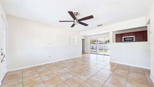 Foto del edificio - 4418 W Fairview Heights