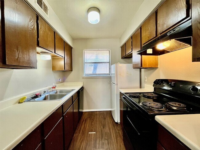 Foto del edificio - 2526 W Prairie St