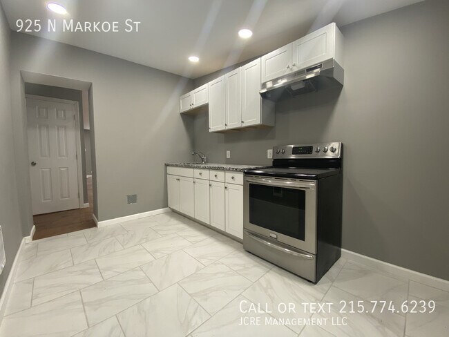 Building Photo - 925 N Markoe St