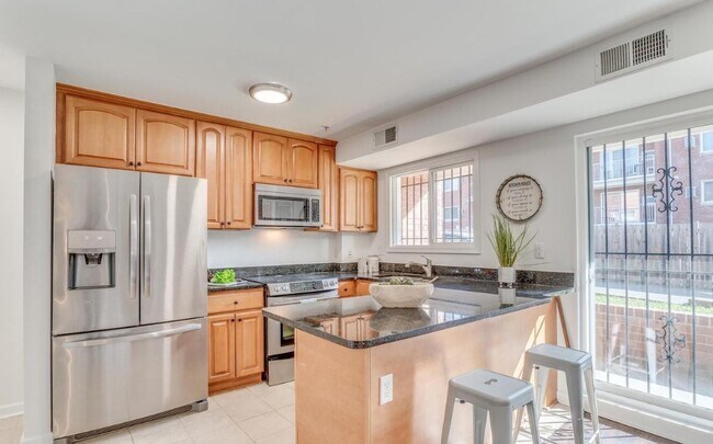 Foto del edificio - 1386 Bryant St NE