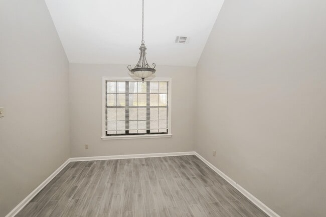 Building Photo - 4470 Garrison Ave