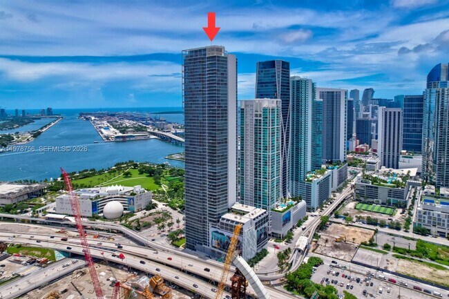 Foto del edificio - 1100 Biscayne Blvd