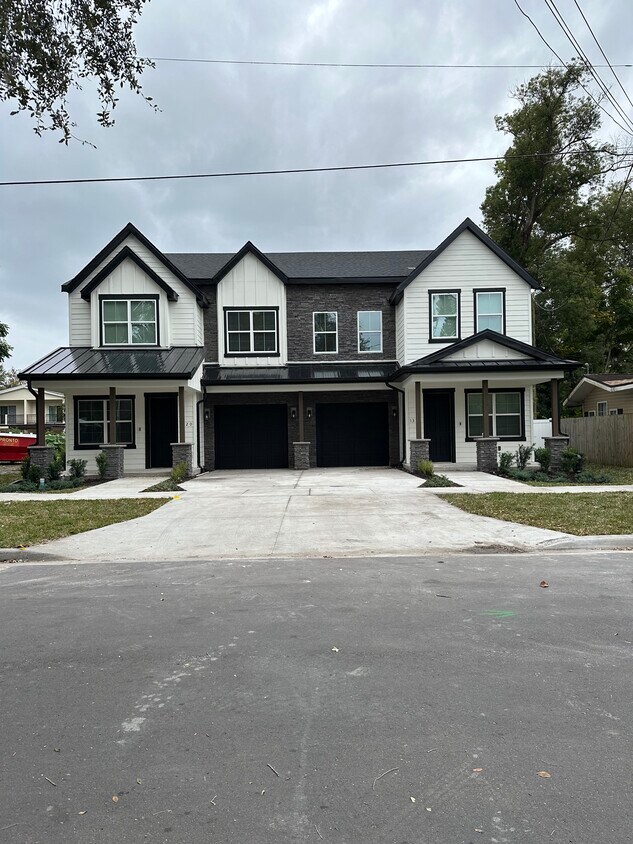 Primary Photo - 1318 Noble Pl