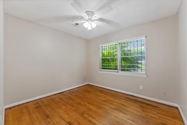 Foto del edificio - 7014 Rookin St