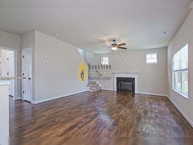 Foto del edificio - !!WOW!! Single Family detached home for rent