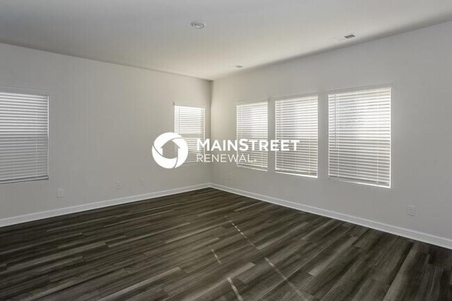 Foto del edificio - 3 Bedroom Pet-Friendly Home in Charlotte, ...