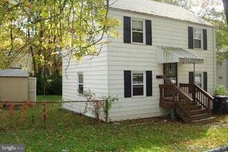 Building Photo - 7009 Hawthorne St