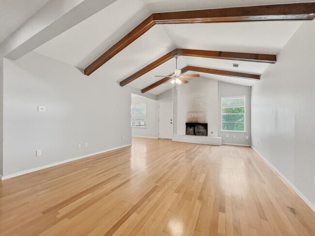 Foto del edificio - Charming North Austin Home Minutes from The Domain