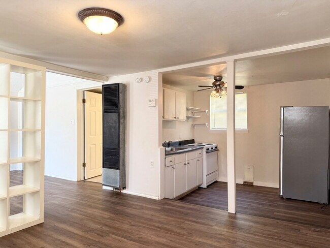 Foto del edificio - Great Rear Unit with Loft!