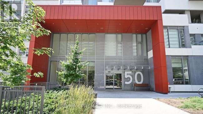 Photo du bâtiment - 50-2750 Dunfield Ave