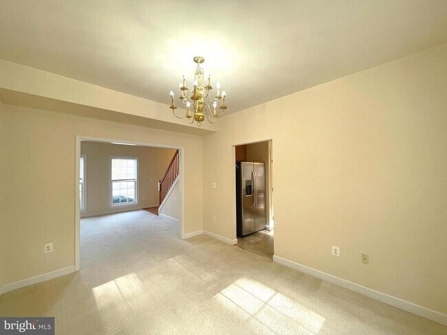 Building Photo - 21565 Oxford Dr