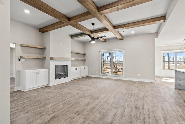 Building Photo - 145 Hayden Dr