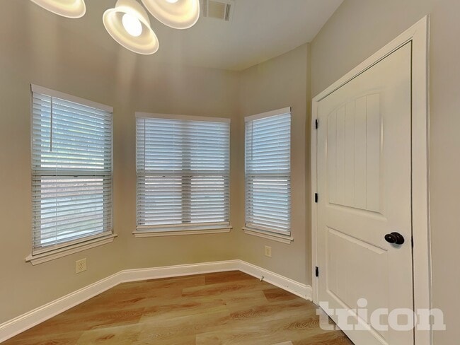 Building Photo - 1570 Campbell Ridge Ln