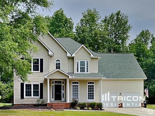 Building Photo - 229 Blair Dr