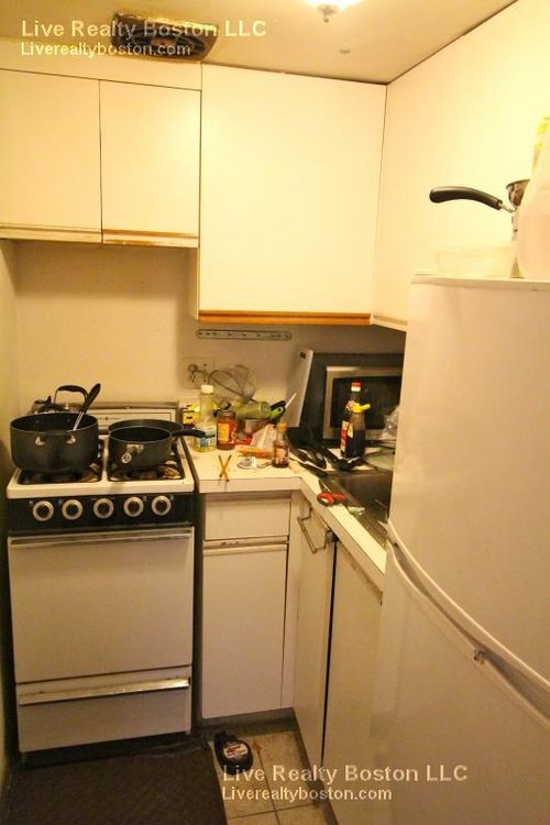 Primary Photo - 92 Brighton Ave